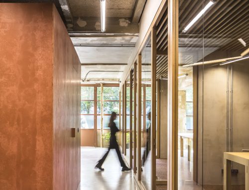 BUREAUX DANS D’ANCIENS ATELIERSRÉNOVATIONPARIS, ÎLE-DE-FRANCE
