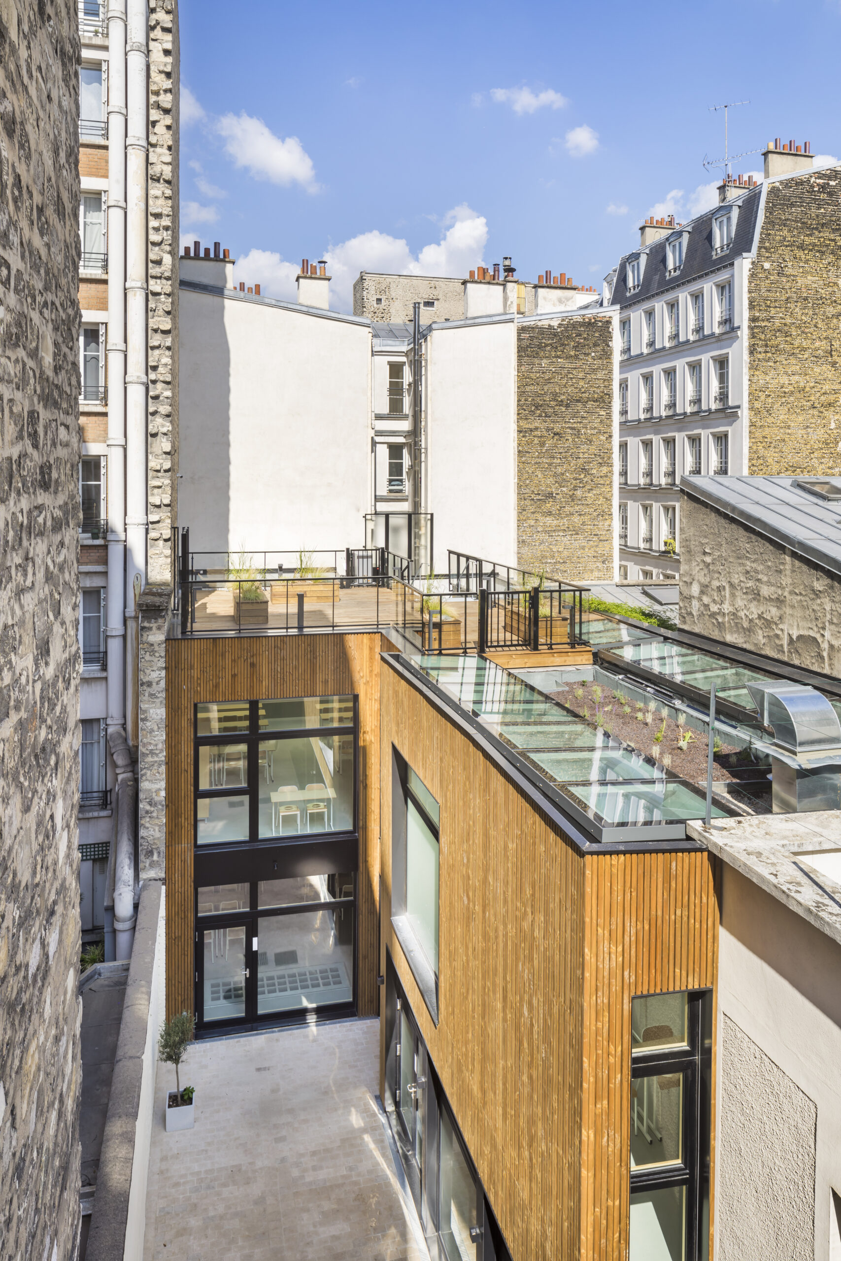 photo_SG_2025_-_NICOLA_SPINETTO_-_ecole_-_paris_17_-_IMP-B-014